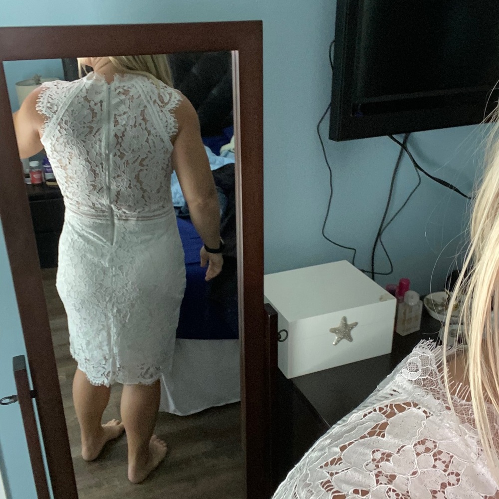 White lace sheath dress - Picture 2 of 2